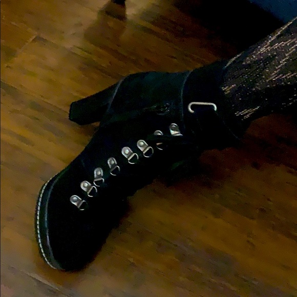 KELSI DAGER! combat heeled booties, suede/ rubber - Picture 2 of 9